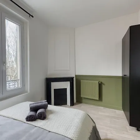 Charming - Close To Paris Appartement